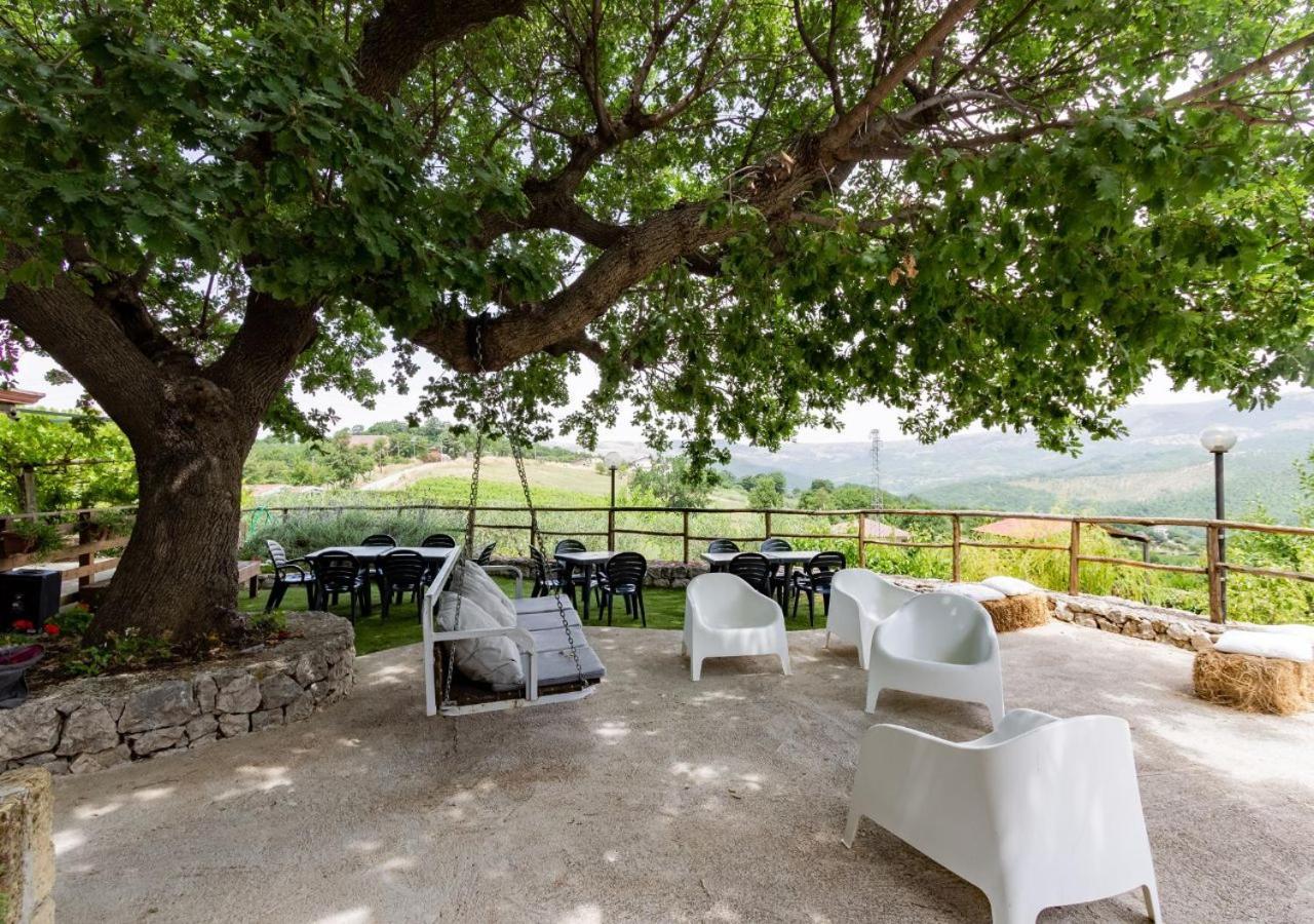 Agriturismo La Vammora Laviano ภายนอก รูปภาพ